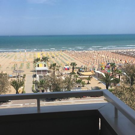 Appartamento Fronte Mare Rimini Zewnętrze zdjęcie