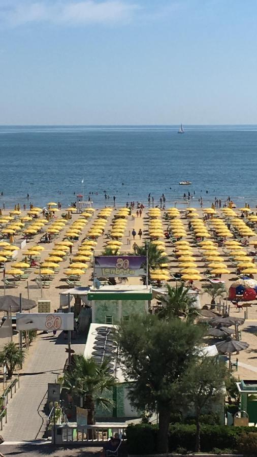 Appartamento Fronte Mare Rimini Zewnętrze zdjęcie